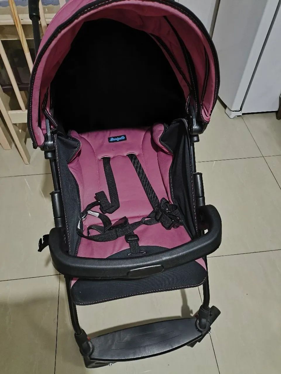 Carrinho de bebê rosa Borigotto  - Foto 3