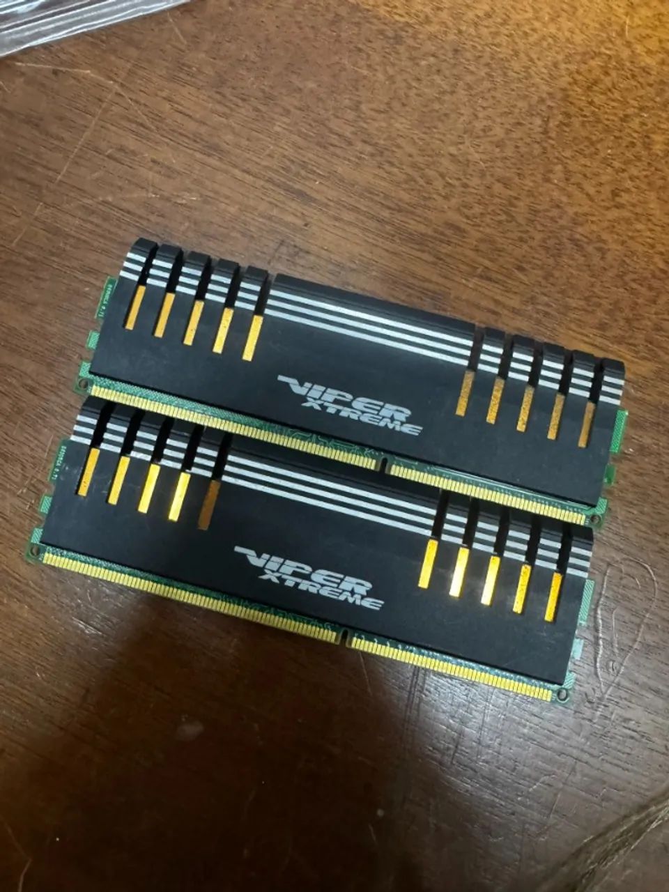 Kit Memória RAM Patriot Viper Xtreme 4GB (2x 2GB) DDR3 2000MHz CL9