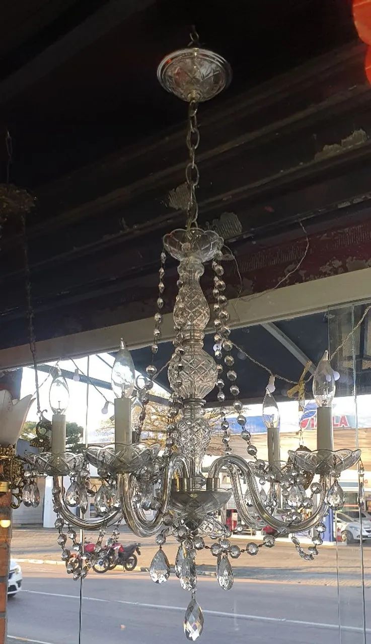 LUSTRE CLÁSSICO DE CRISTAL - LINDO E SOFISTICADO