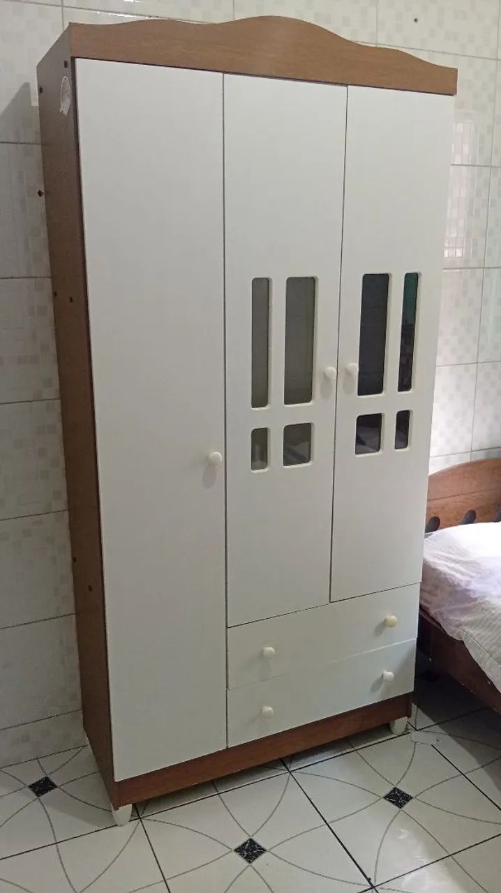 Guarda roupa infantil 