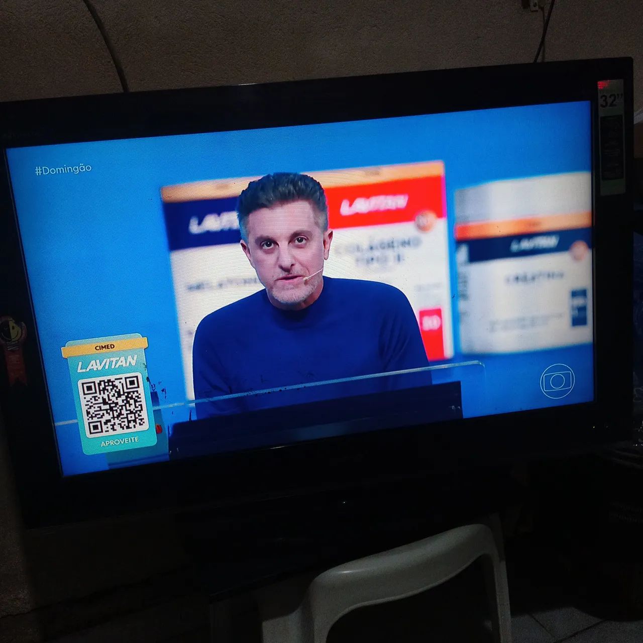 Vendo tv digital 32 polegadas com antena (não e smartv)