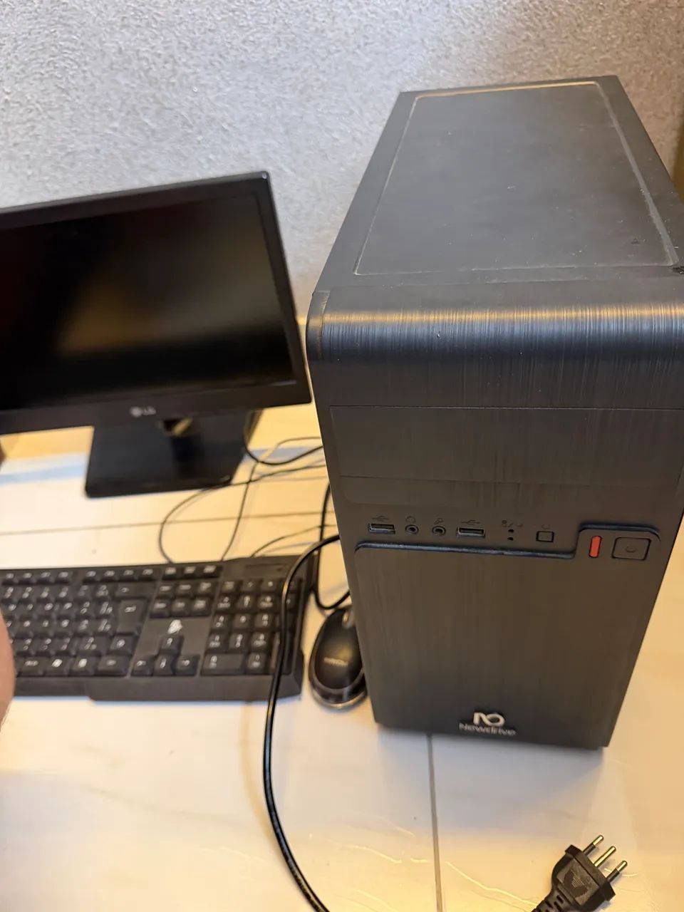 Computador completo com monitor