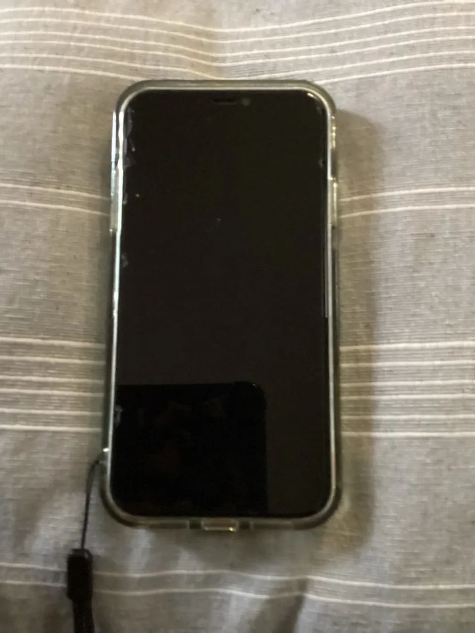 iPhone 11 - 64 GB - com caixa e NF 