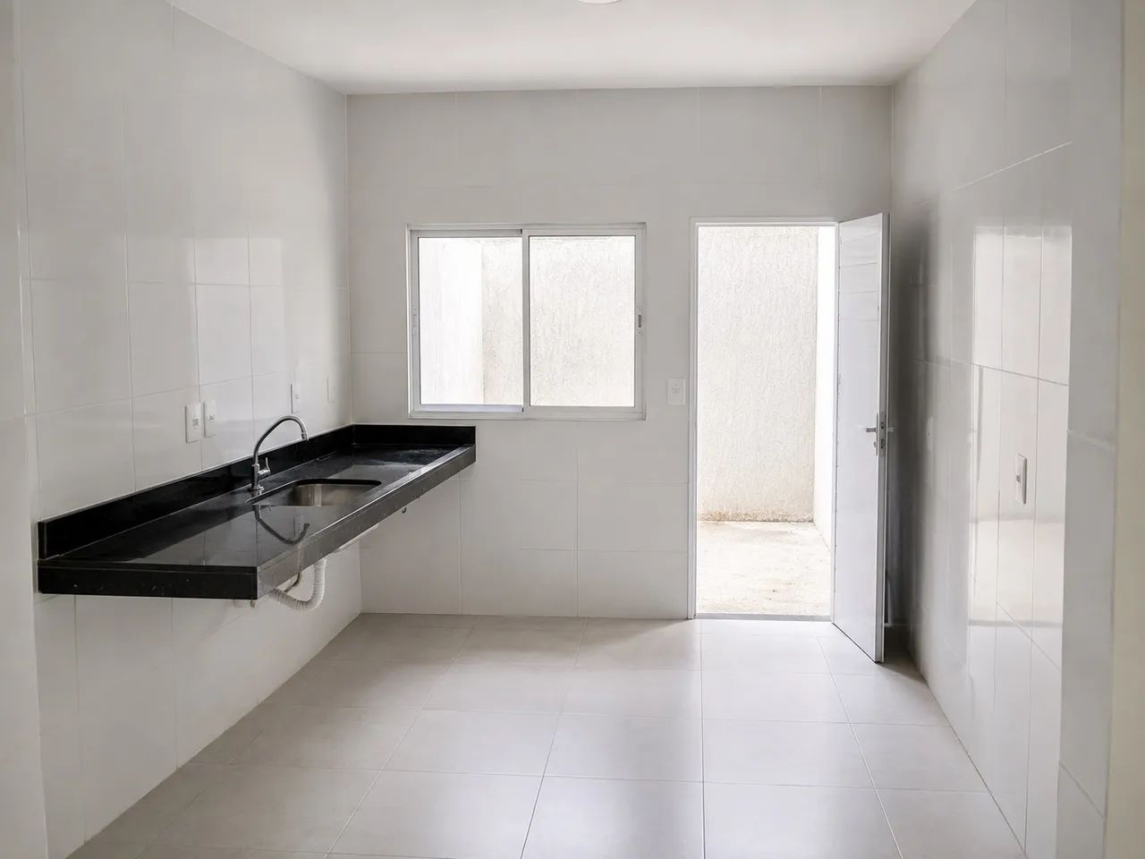 Casa a venda no JÓQUEI CLUBE, com 2 quartos - Foto 3