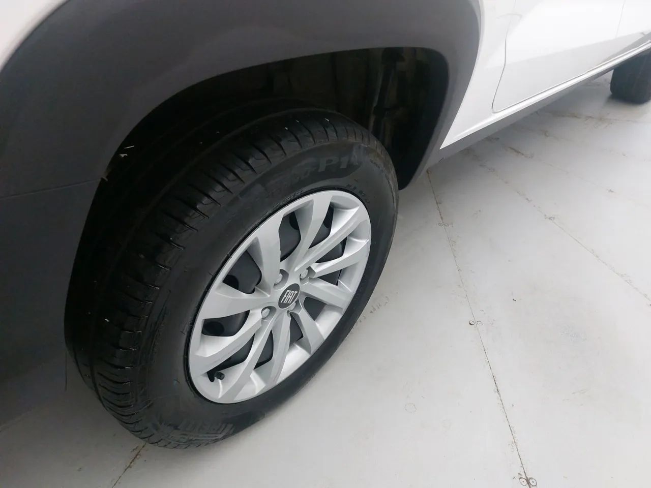 Fiat Strada Freedom 1.3 Flex 8V CD, foto 14 de 18