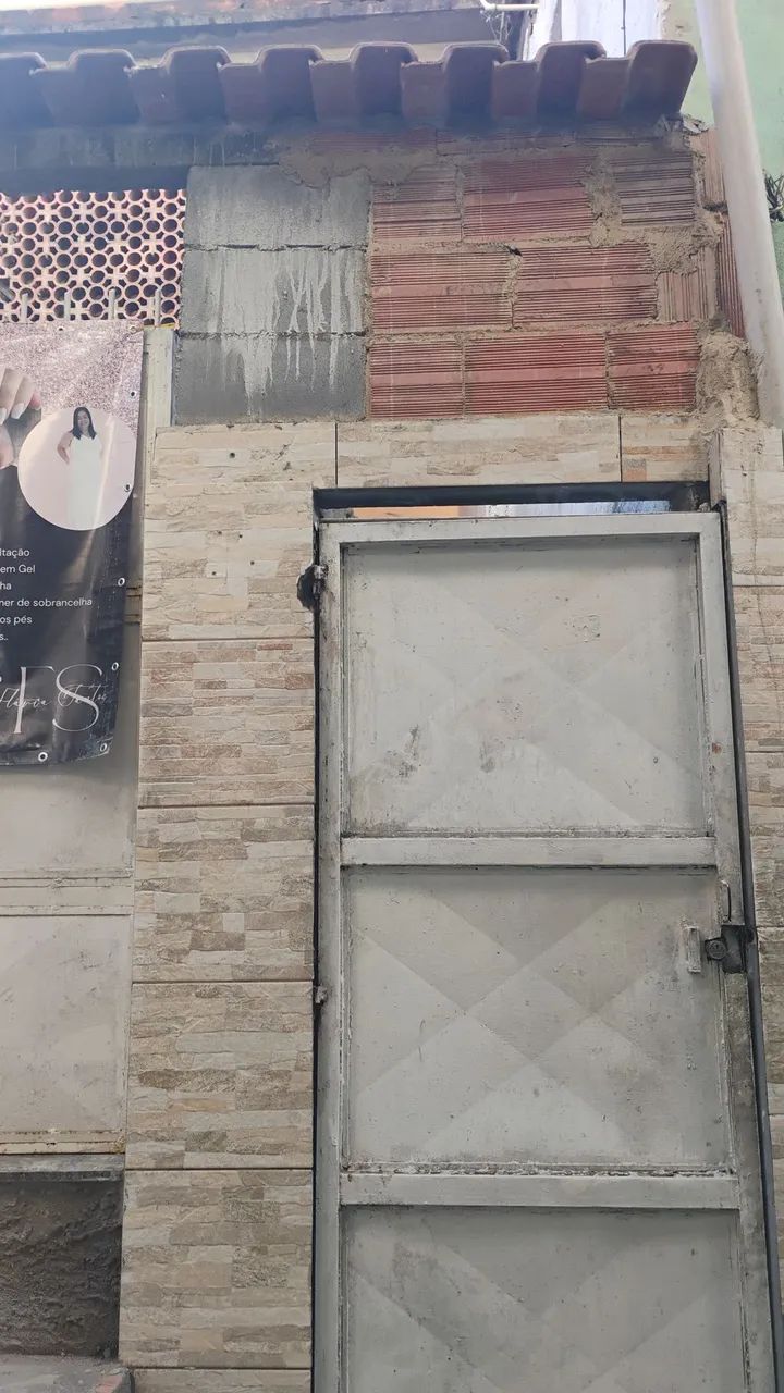 Alugo casa na vila São luiz