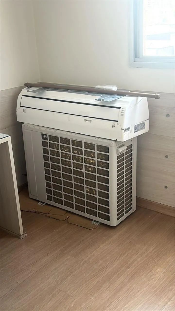 Vendo ar Split LG Inverter 18000 btus