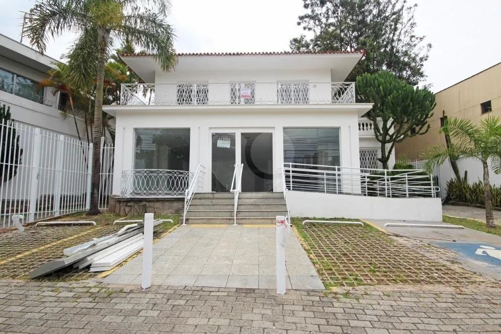 Prédio inteiro à venda ou para locação em Pacaembu - SP - Foto 2