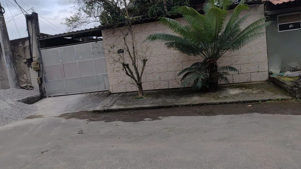 Vendo casa ampla independente 