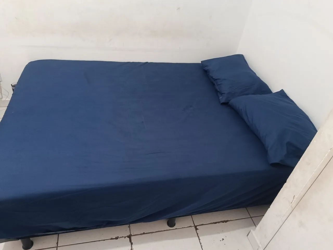 Cama de casal semi nova  - Foto 2