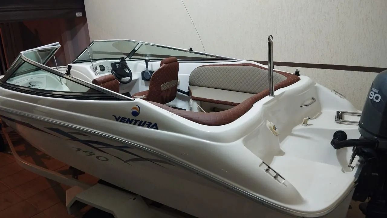 Lancha Ventura 190 e motor Yamaha 90 hp 2010 ambos