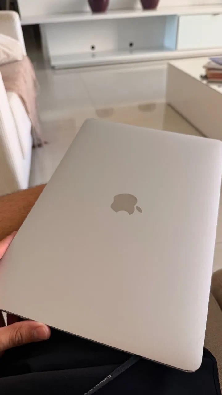 お*ん様 MacBook Pro M2 13インチ　24GB 512GB M2搭載の13インチMacBook Pro、6月17日（金）より注文受付を開始