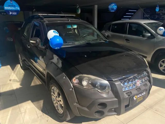 Fiat Strada Adventure1.8/ 1.8 Locker Flex CD 2012 - Foto 3