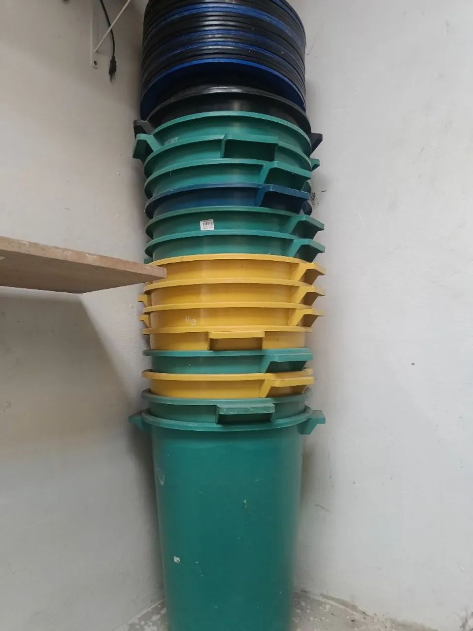 Baldes 60 litros  - Foto 2