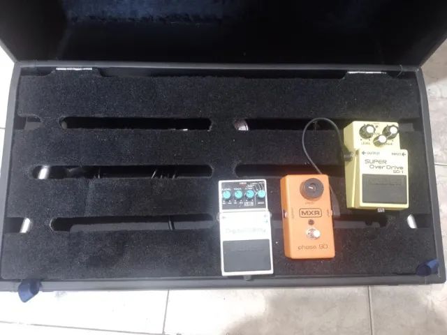 Pedalboard com Case JCASE (PEDAIS NÃO INCLUSOS)