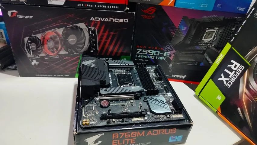 Placa Mãe Gigabyte B760M Aorus Elite, Chipset B760, Intel LGA 1700, mATX, DDR5