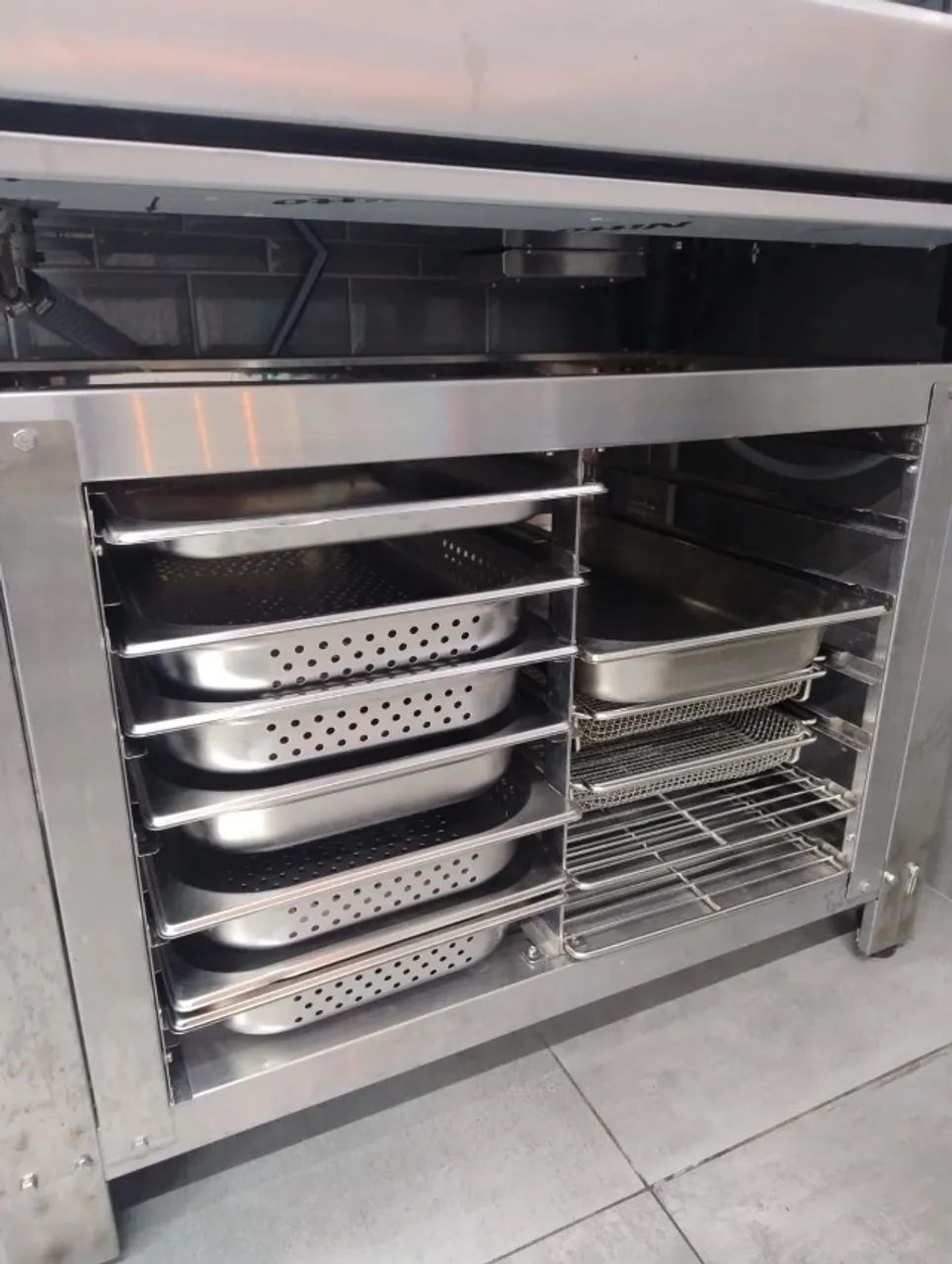 Forno Combinado Prática TSI 10 GN - 220 V - Foto 3