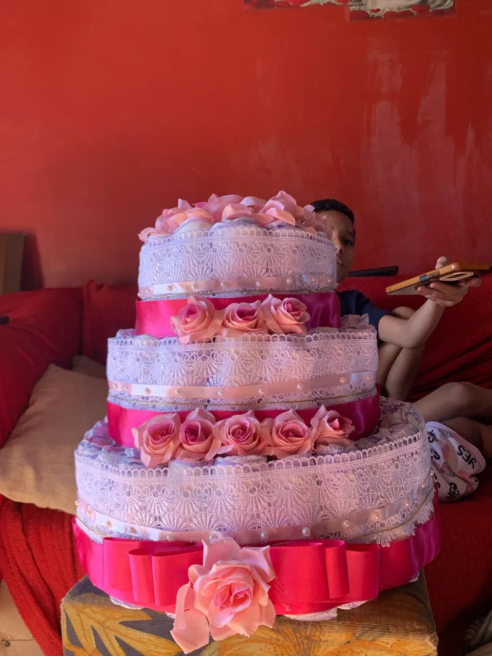 bolo de chá de bebê de menina 
