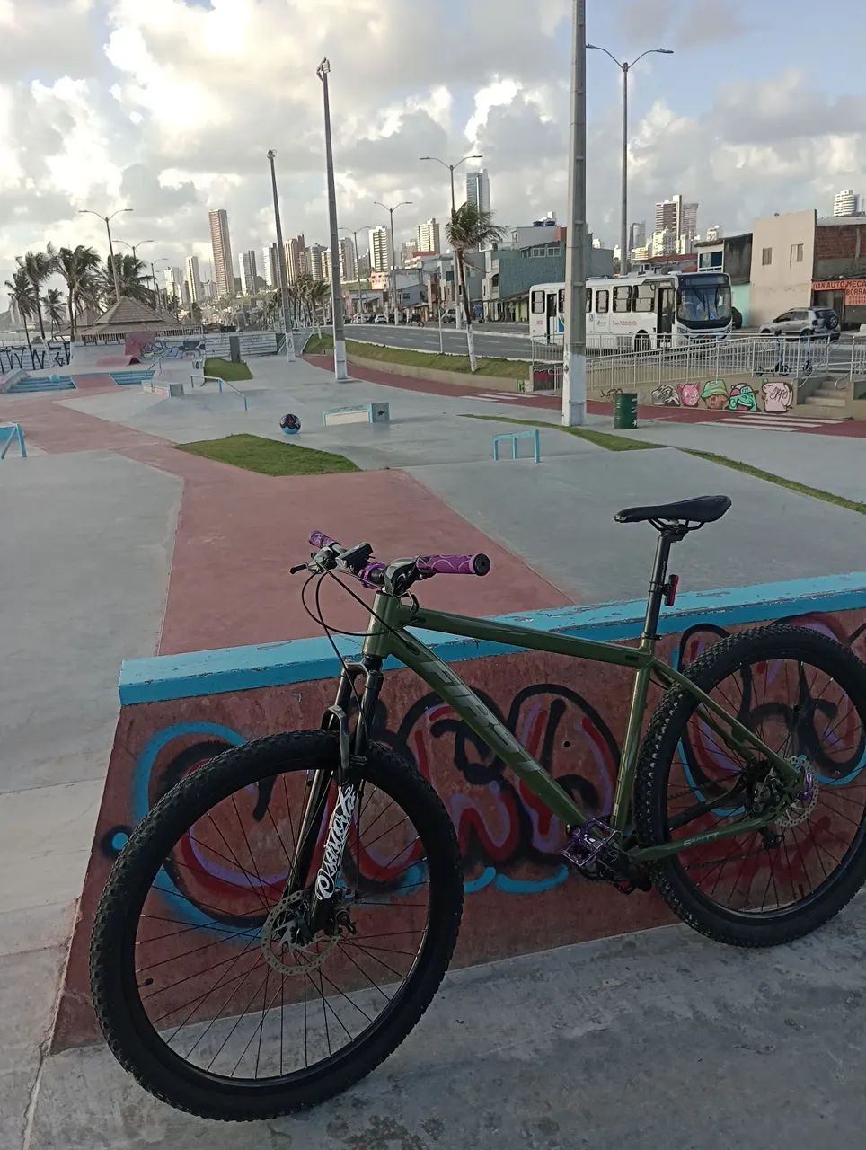 Bicicleta aro 29 (valor negociável) Aceito cartão  - Foto 3