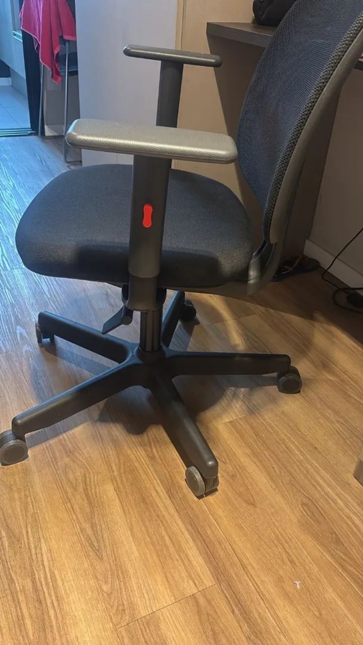 Cadeira ergonômica Flexform Dot Graphite N Red - Foto 2