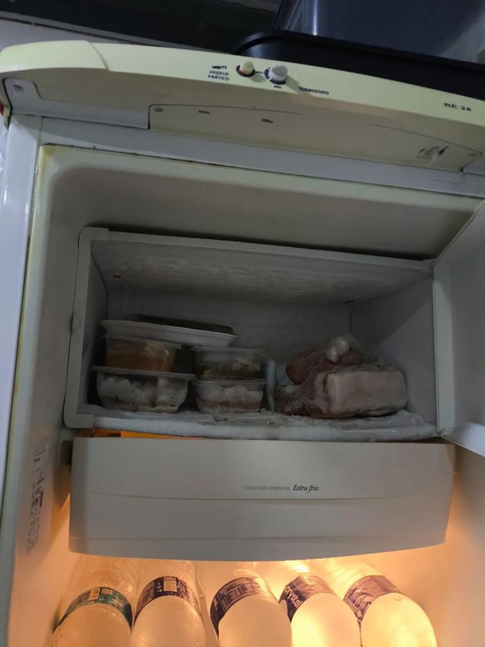 Geladeira funcionando perfeitamente em ótimo estado  - Foto 4