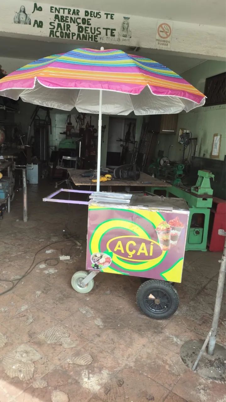 Carrinho de açaí 