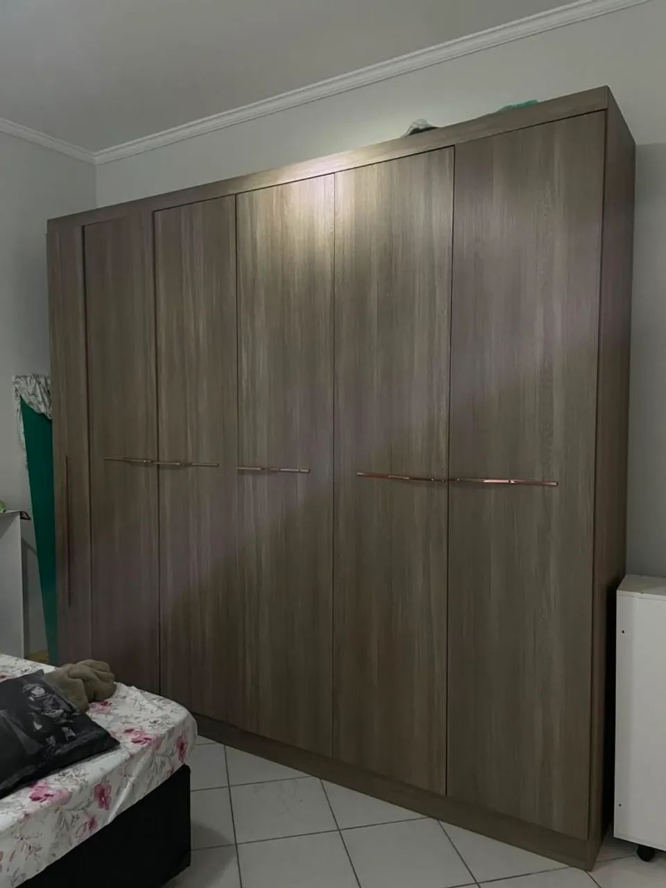 Guarda Roupa Casal 6 Portas - Foto 2