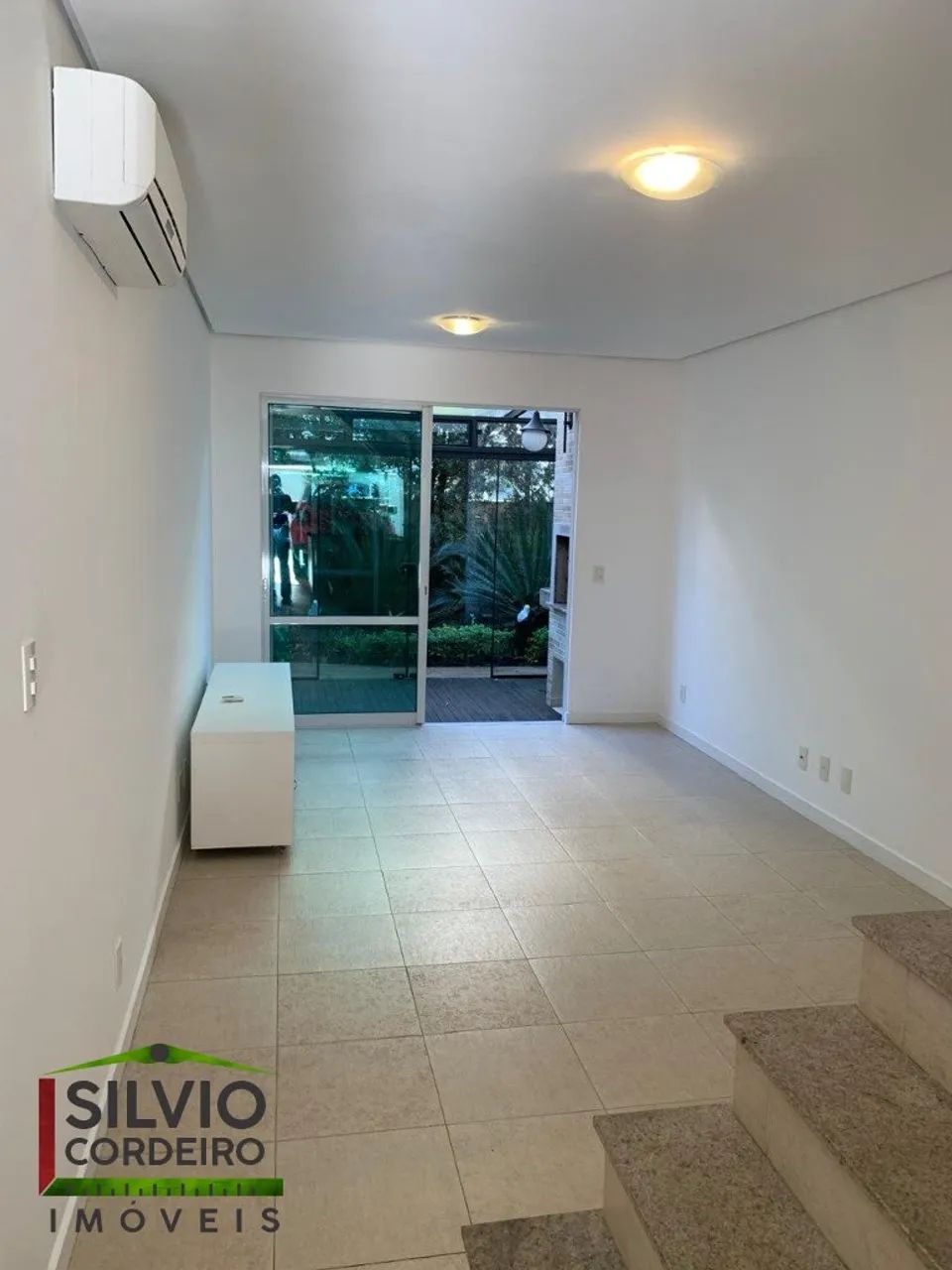Triplex com 03 Dormitórios - Canto dos Araçás - Foto 4