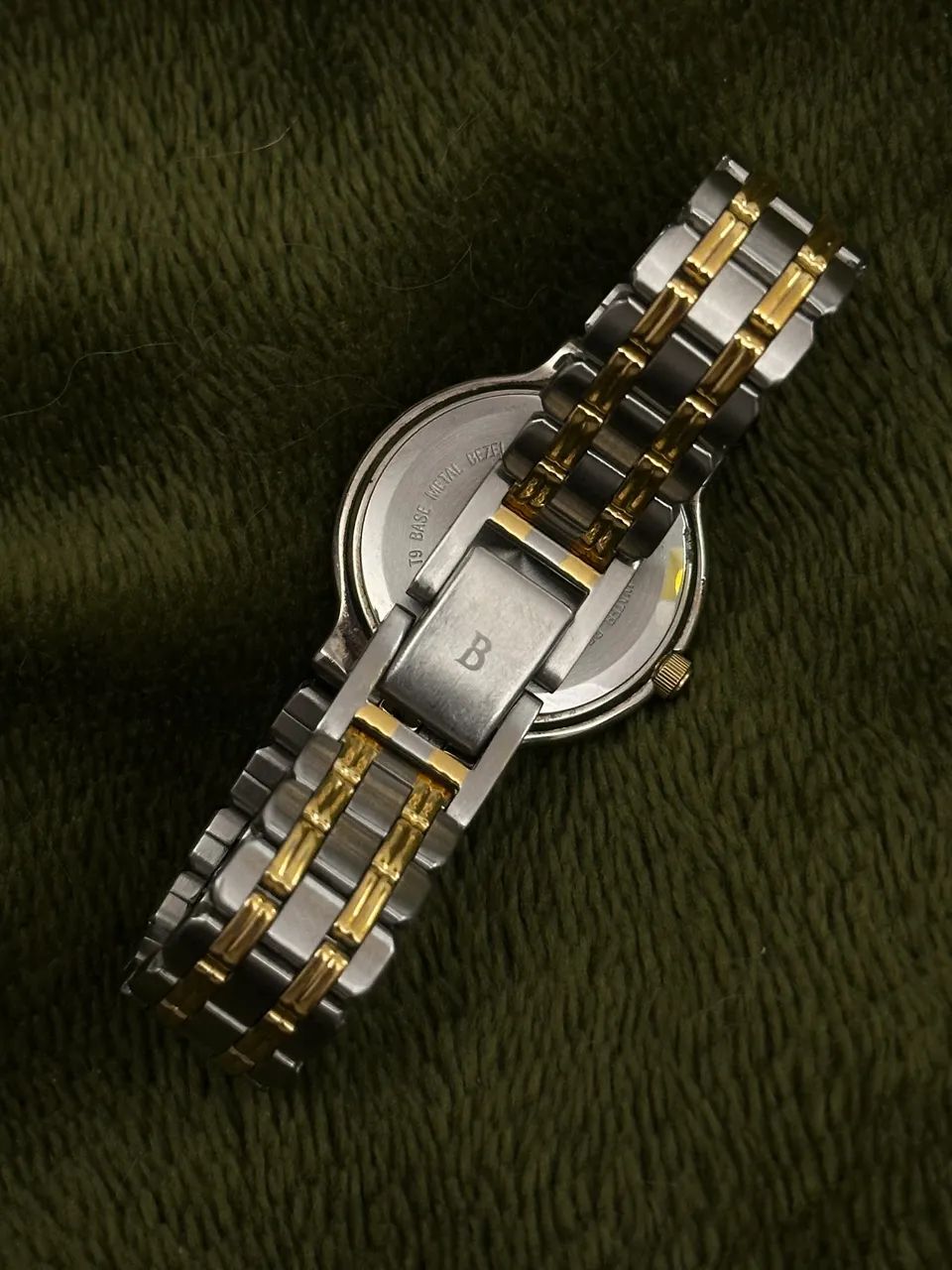 Relógio Bulova bicolor ( original )  - Foto 2