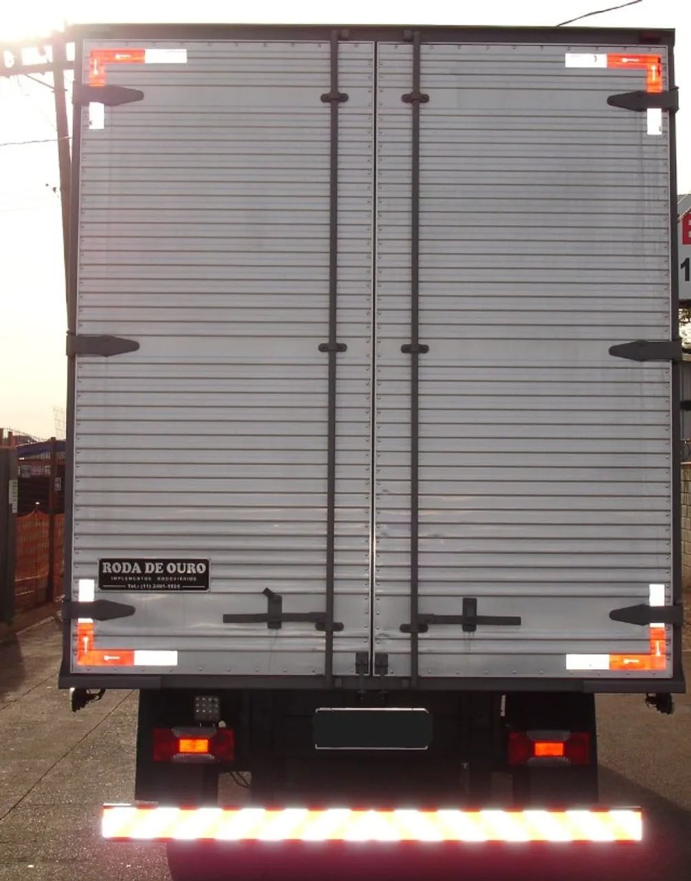 Iveco Daily 35S14 Baú - Foto 4