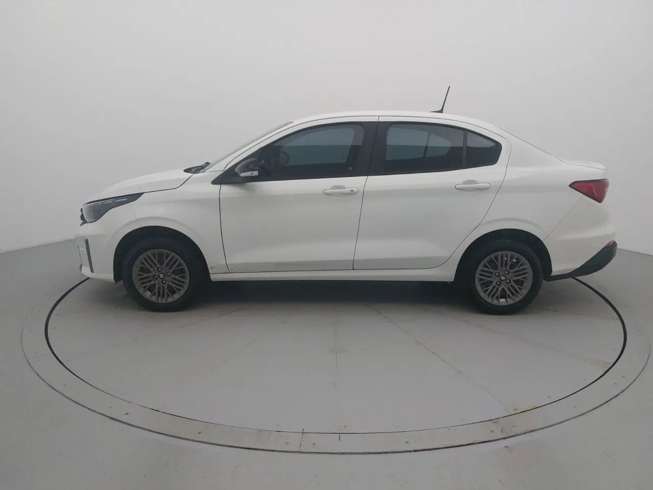 Fiat Cronos Precision 1.3 16V Flex Aut. 2026 - Foto 2
