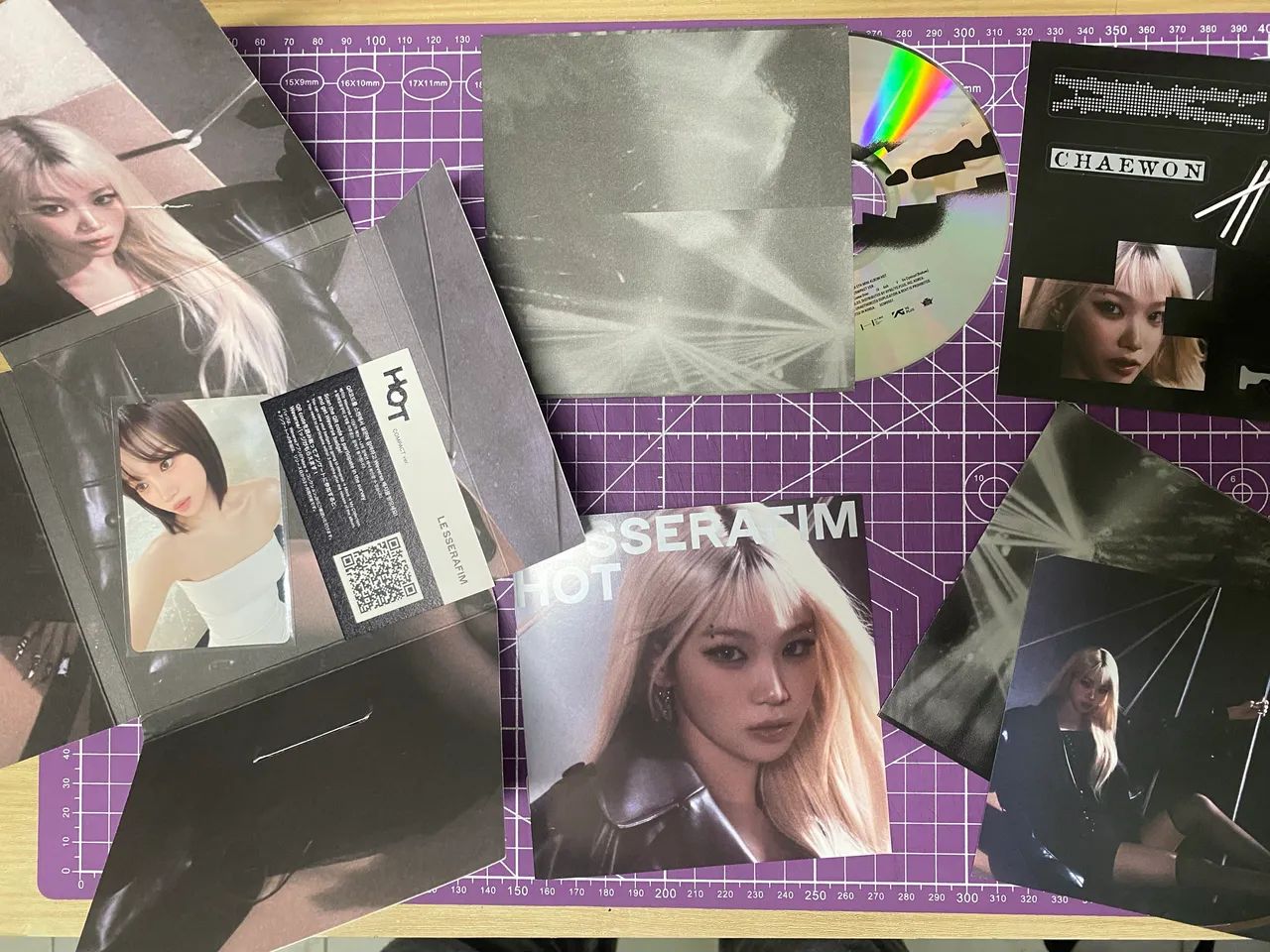Álbum Le Sserafim Kpop - Foto 2