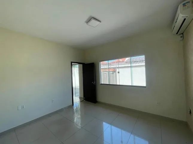 Casa 2 quartos 2 banheiros - Foto 2