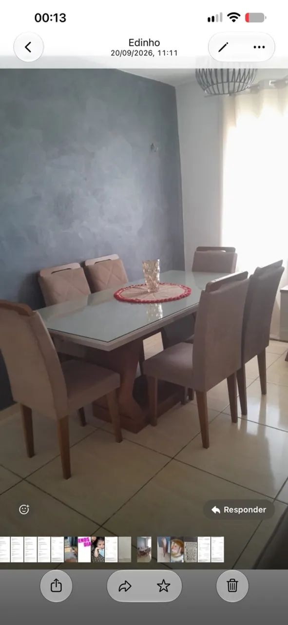 MESA DE JANTAR COM 6 CADEIRAS 