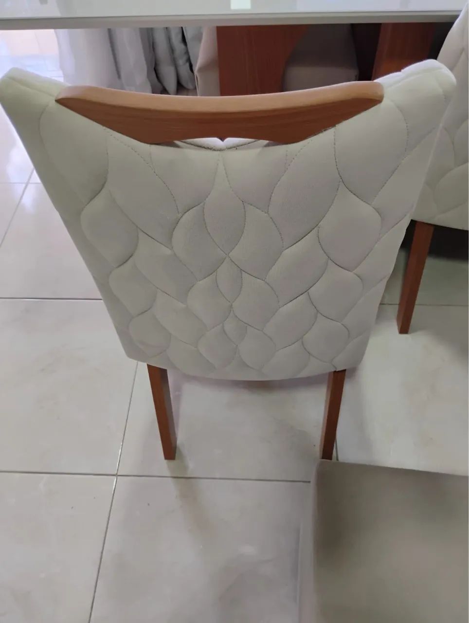 Mesa de Jantar com 6 Cadeiras - Semi Nova (8 meses de uso) - Foto 4