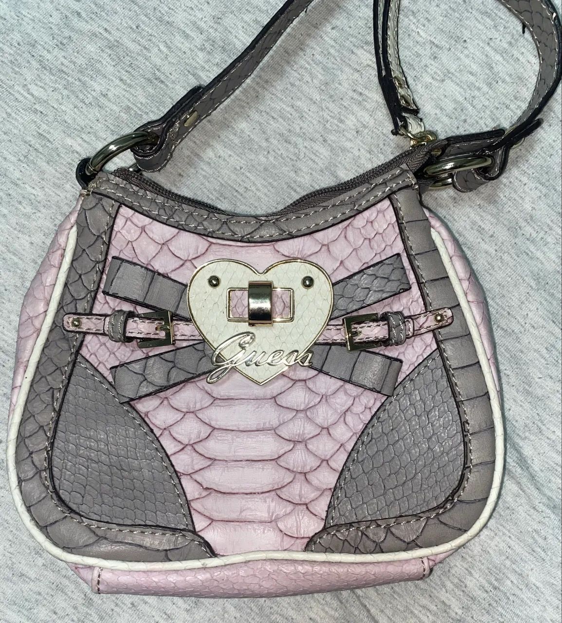 Bolsa Guess Vintage Rosa e Cinza Original  - Foto 3