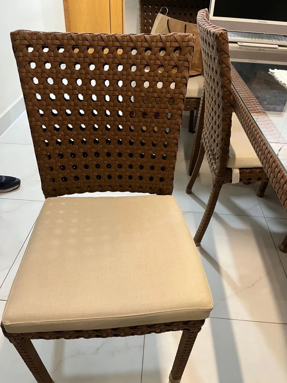 Mesa de jantar + 6 cadeiras  - Foto 2