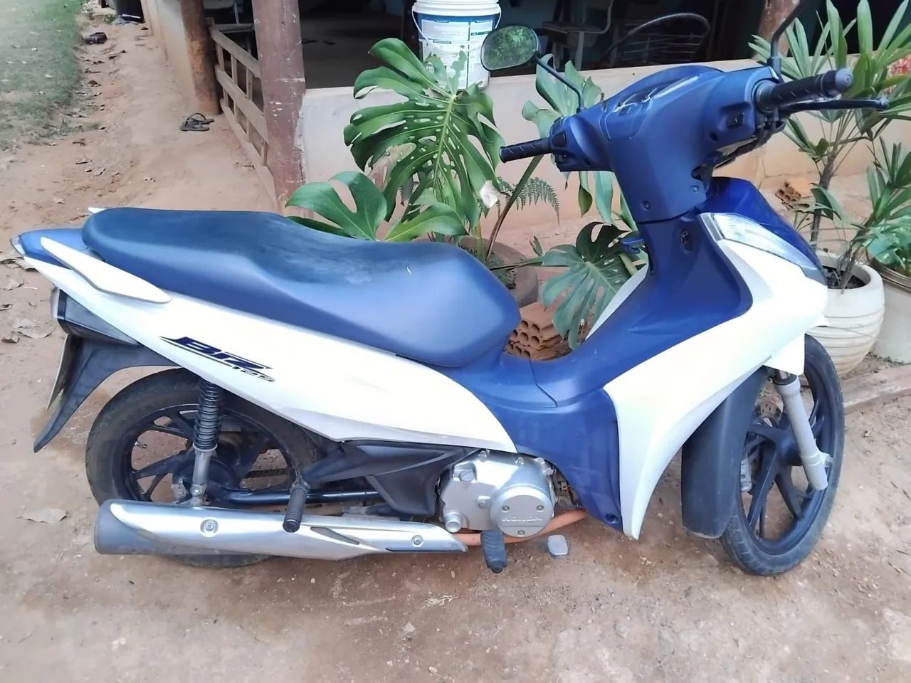 Honda biz  - Foto 2
