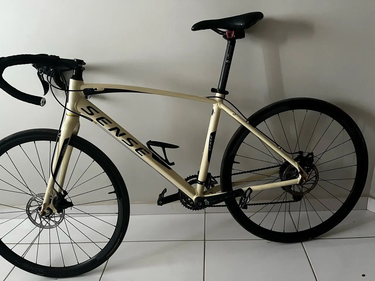 Bicicleta Speed SENSE tam. 54
