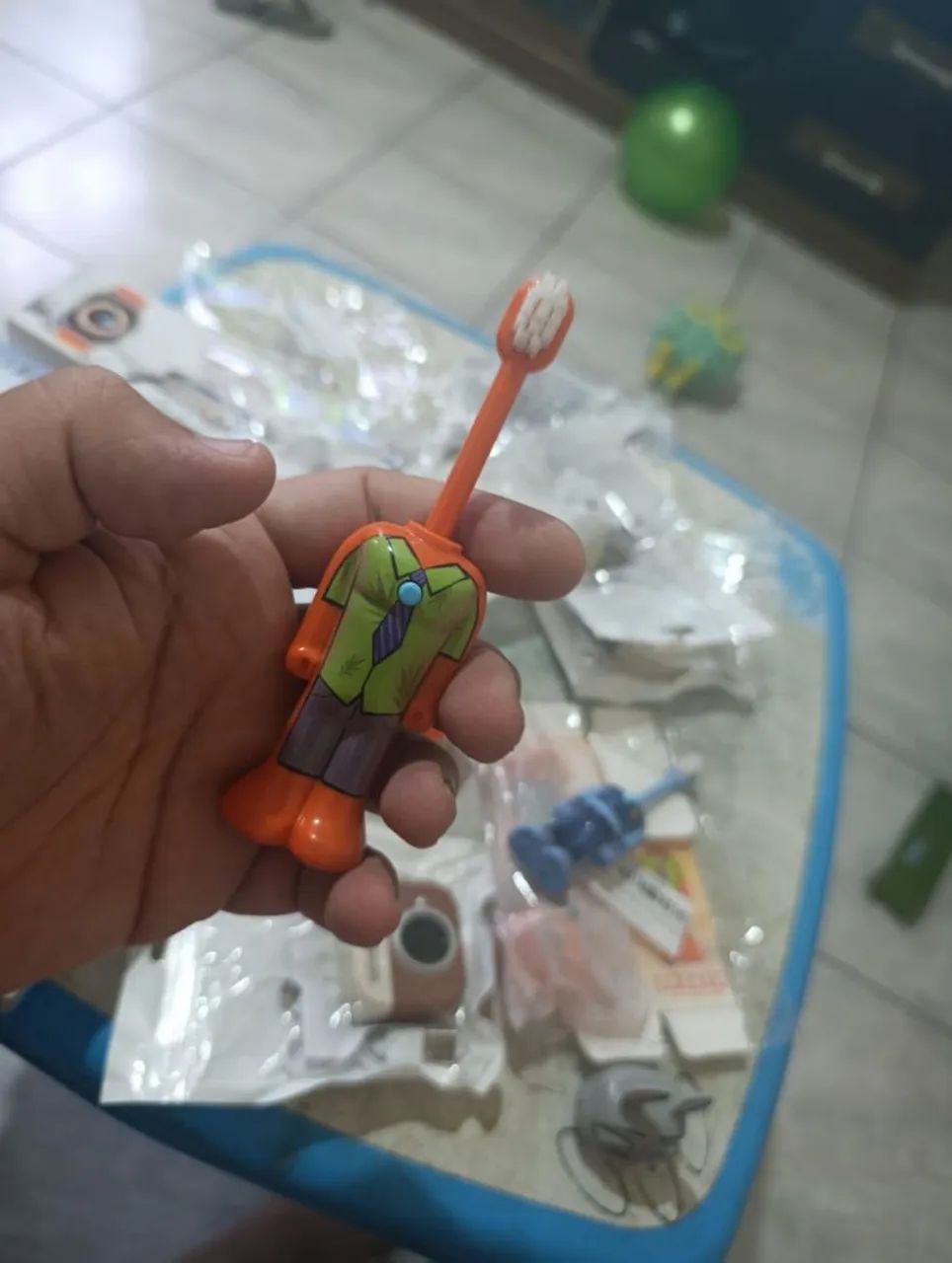 Escova dente infantil Zootopia  - Foto 3