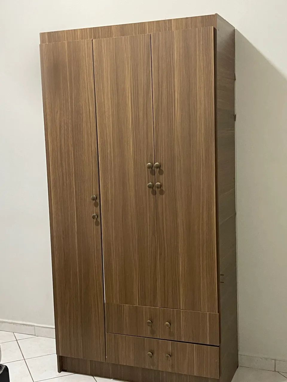 Guarda roupa e cômoda 