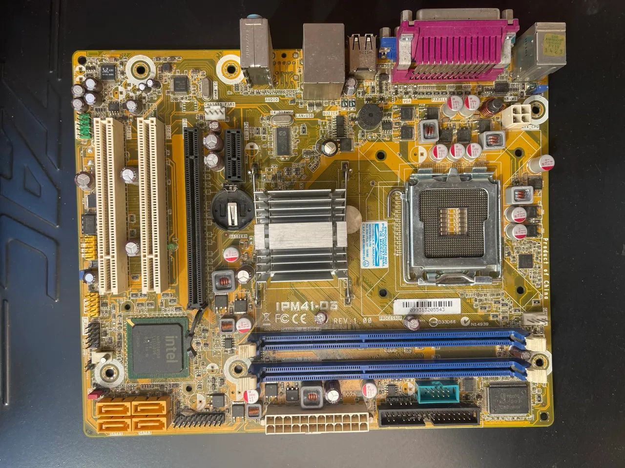 Placa mãe IPM41-D3