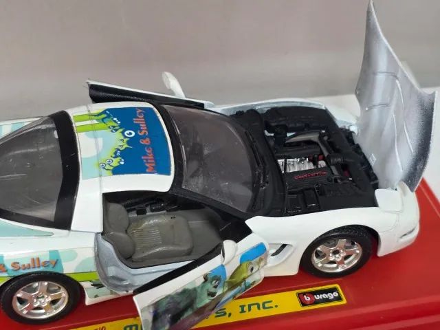 '97 Chevrolet Corvette - BBurago 1:24 - Foto 5