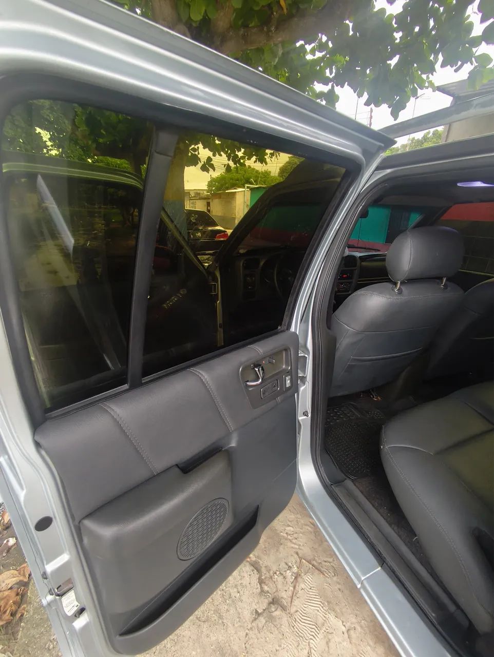Chevrolet S10 Pick-up Exec. 2.8 4X4 CD TB Int.dies 2011 - Foto 3