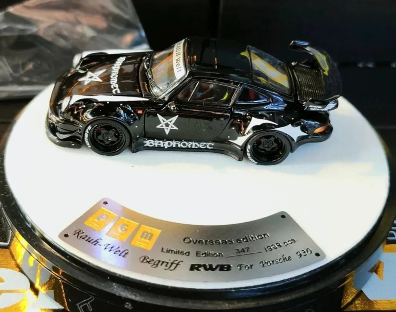 PGM 1/64 Porsche RWB 930 - Foto 2