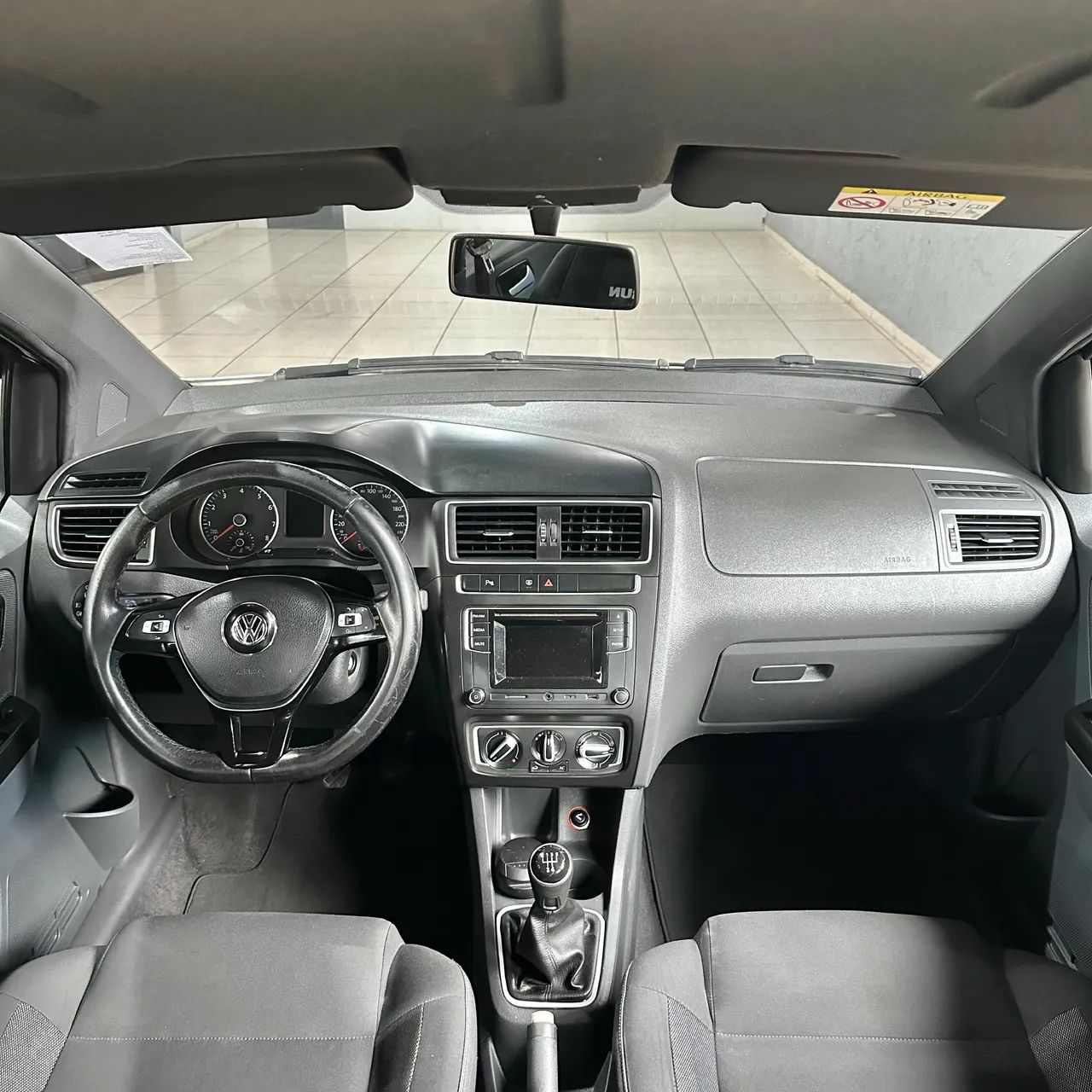 Volkswagen Fox RUN 1.6 Flex 8V 5P 2017 - Foto 3
