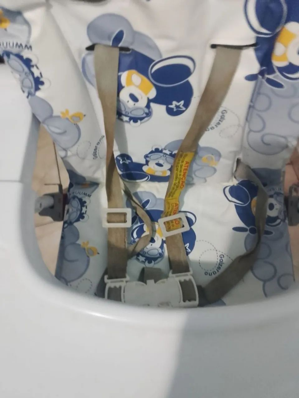  Carrinho de bebê e carrinho amamentação 