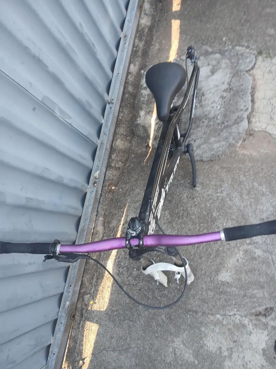 Bike aro 26 com peças top - Foto 5
