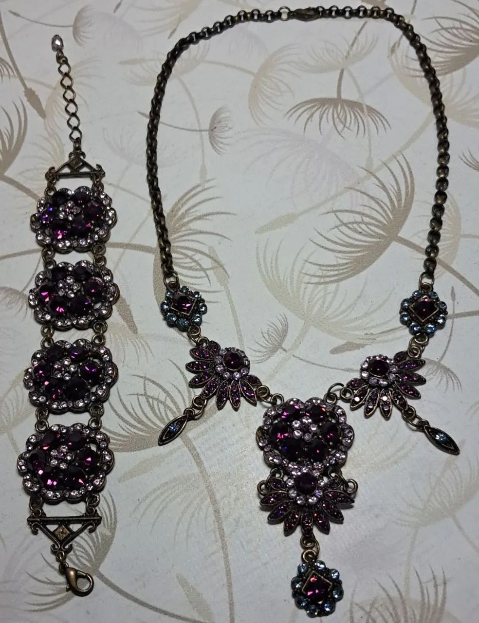 Conjunto colar e pulseira roxo vintage  - Foto 5