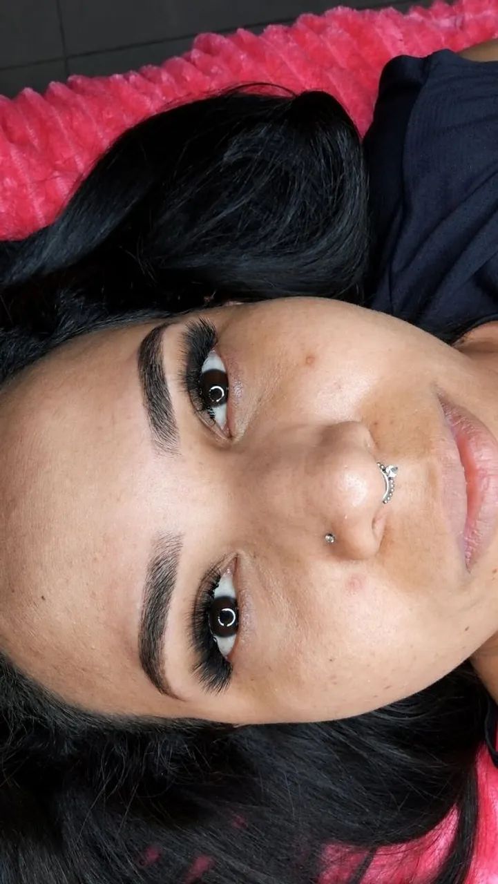 CÍLIOS FIO A FIO  - Foto 3